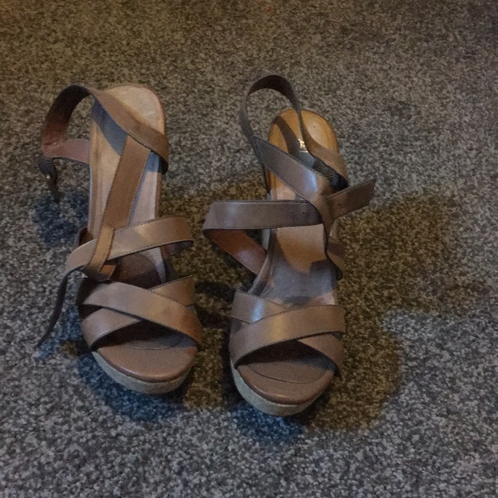 Wedges - Picture 2 of 3